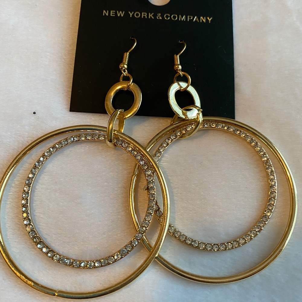 NYC Earrings NWT